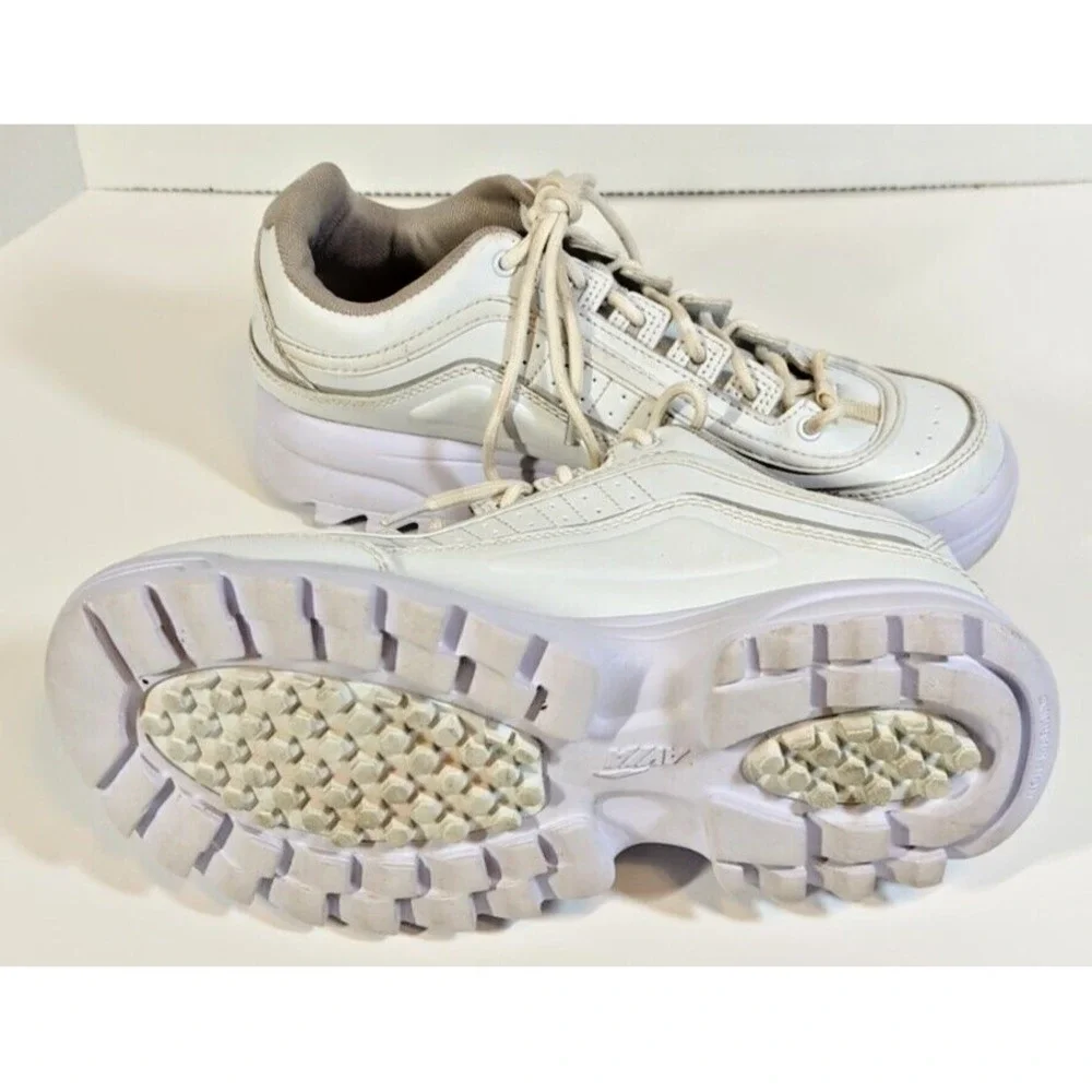 AVIA WHITE ATHLETIC MEMORY FOAM WALKING COMFORT‎ LADIES 8 SHOES